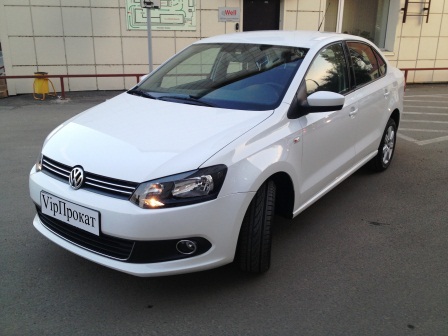 Volkswagen Polo легковой автомобиль, производимый с 2010 года по полному циклу, со сваркой и окраской кузова, на заводе фирмы Volkswagen под Калугой. Polo Sedan был первым в истории фирмы автомобилем, специально разработанным для России.